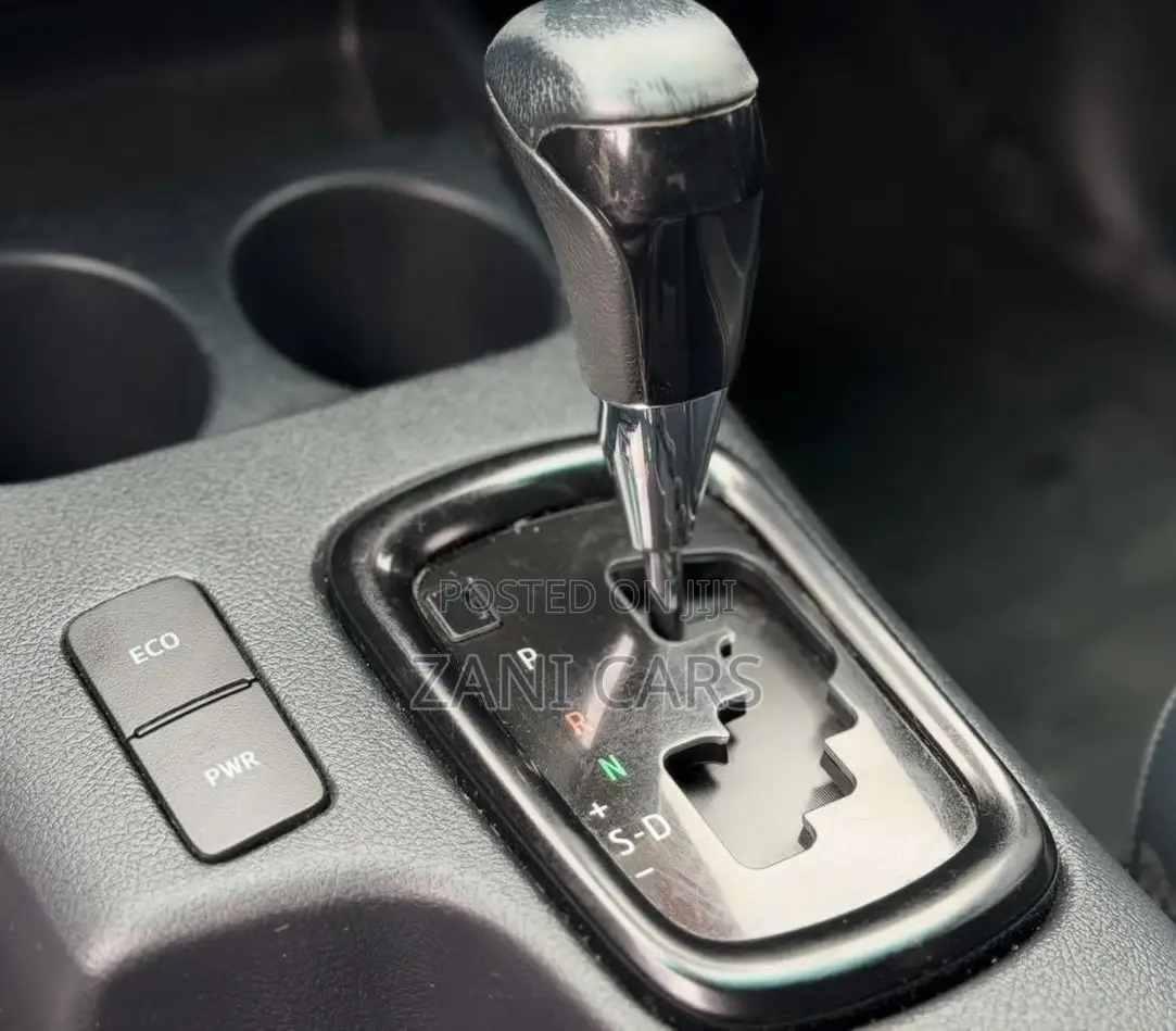 Toyota Hilux 2021 Gray