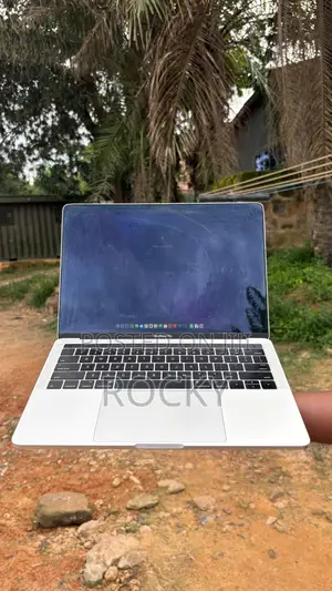 Laptop Apple MacBook 2016 8GB Intel Core i5 SSD 256GB