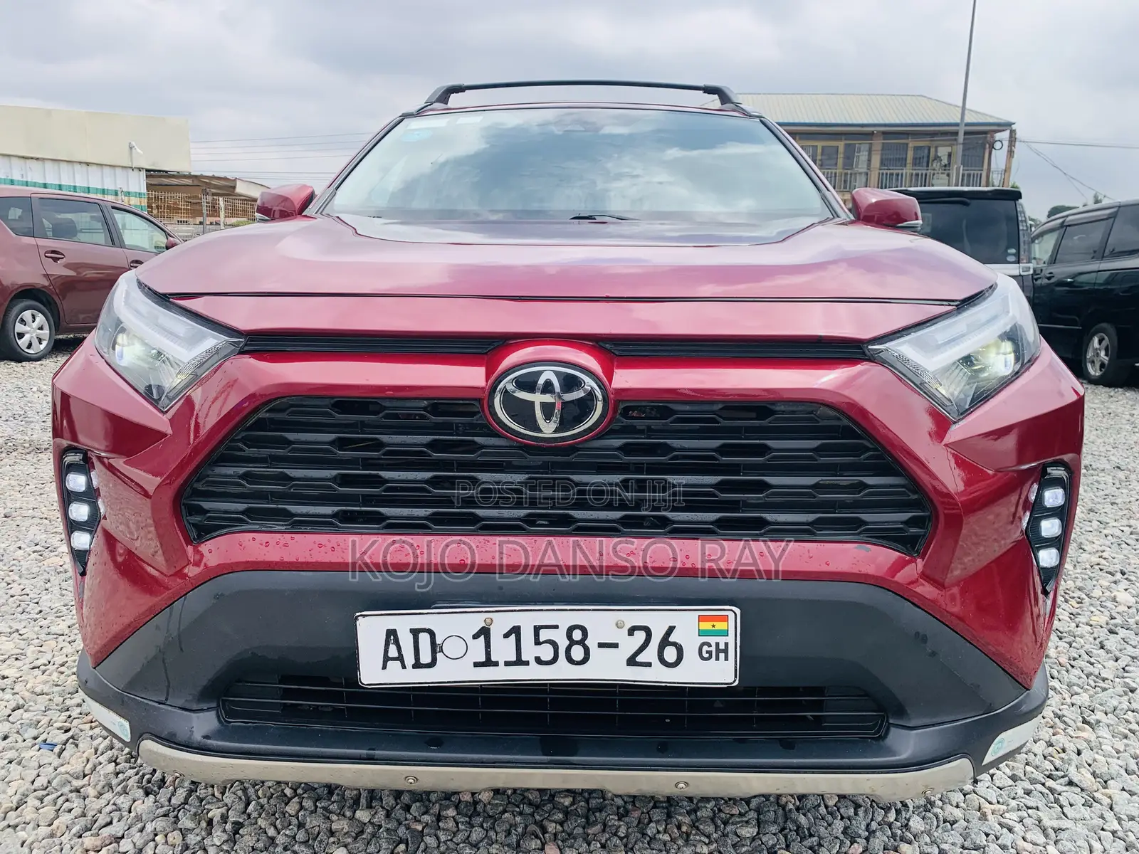Toyota RAV4 XLE AWD 2023 Red