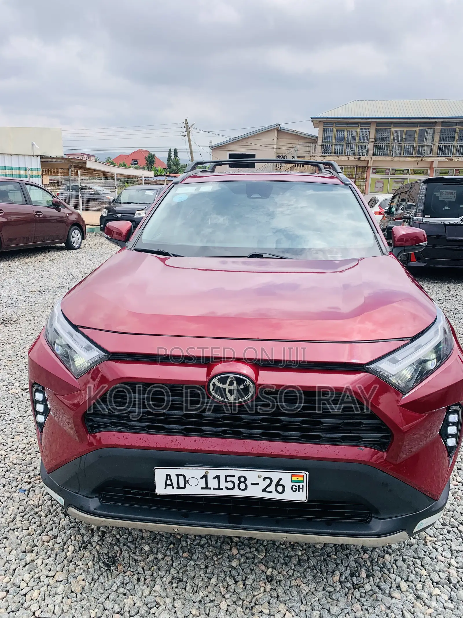 Toyota RAV4 XLE AWD 2023 Red