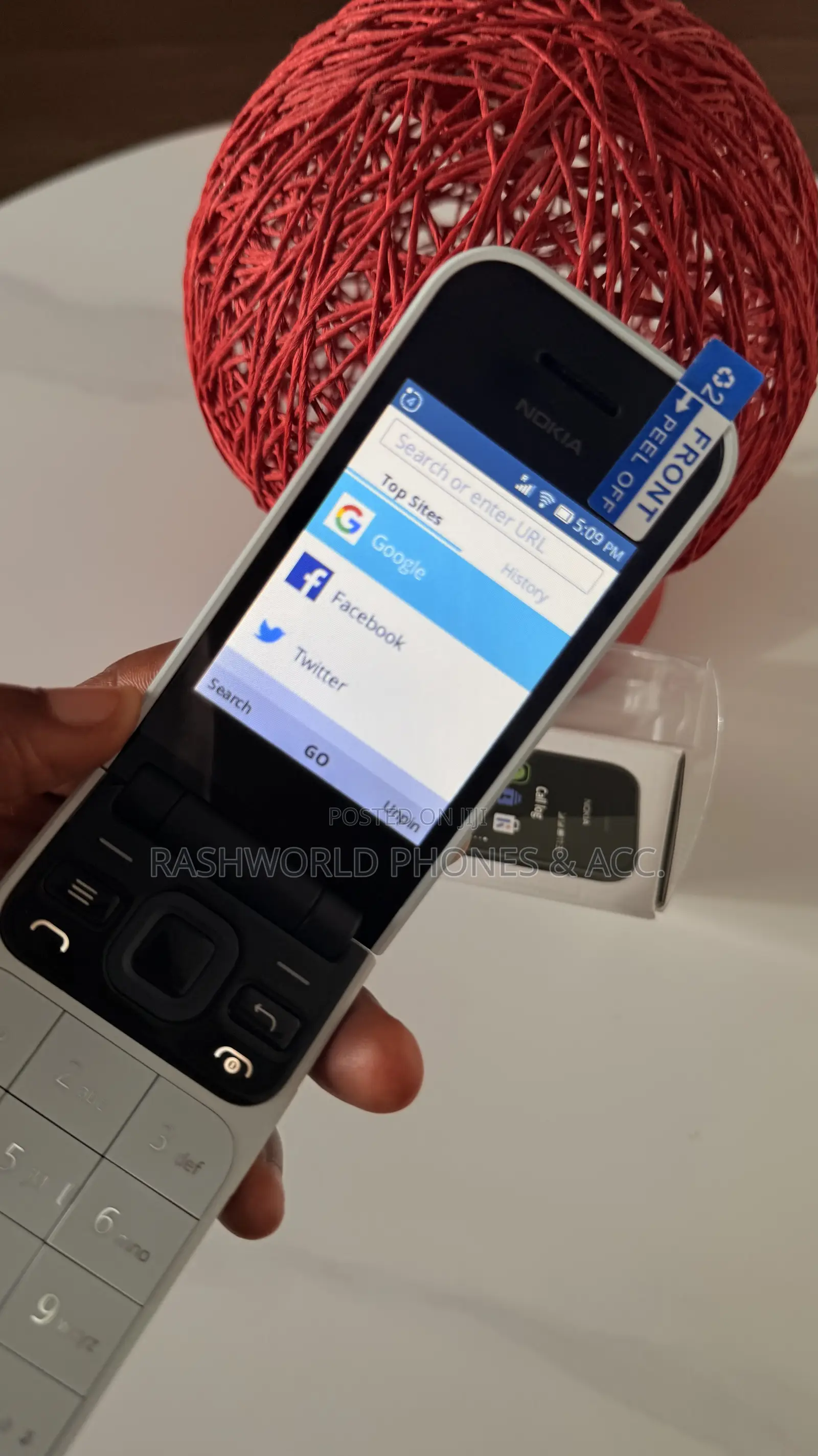 New Nokia 2720 Flip 512 GB Gray