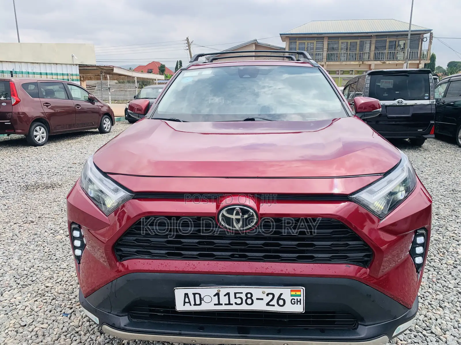Toyota RAV4 XLE AWD 2023 Red