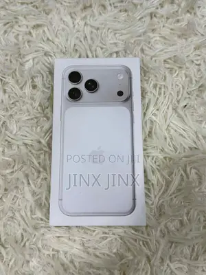 New Apple iPhone 17 Pro Max 512 GB Silver