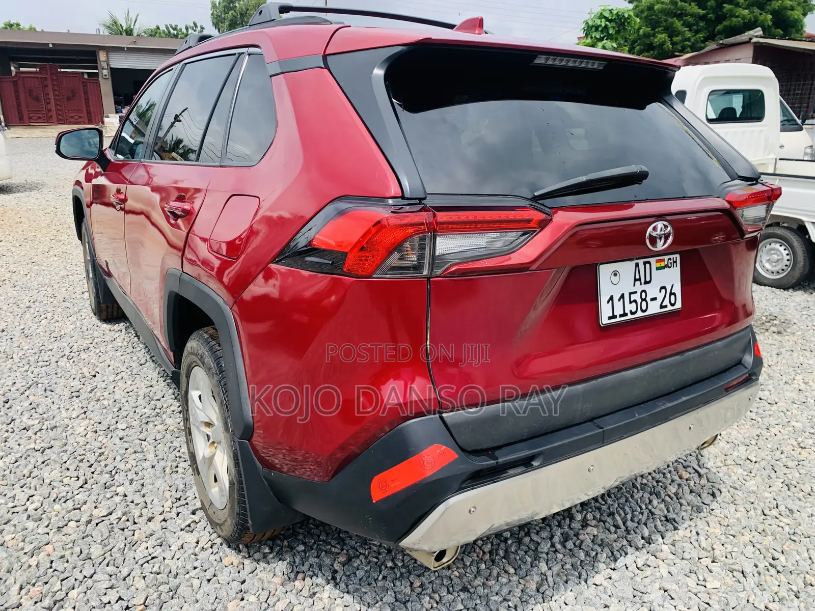 Toyota RAV4 XLE AWD 2023 Red
