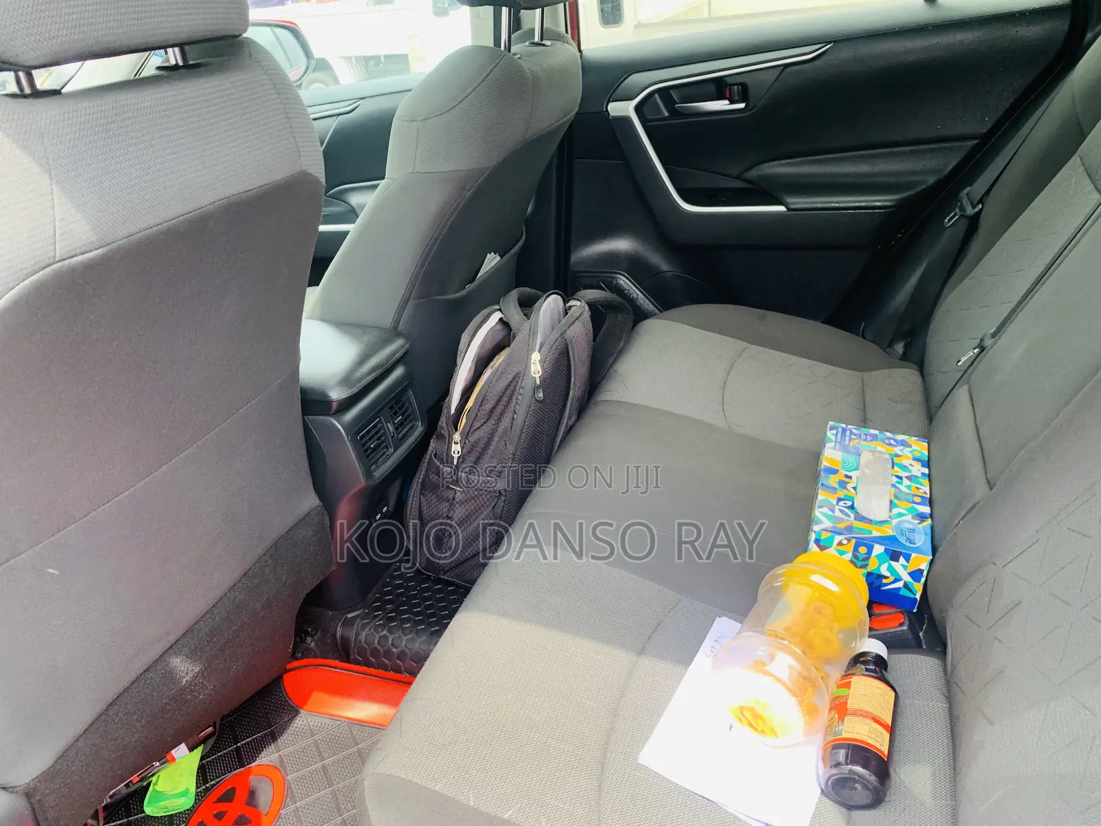 Toyota RAV4 XLE AWD 2023 Red