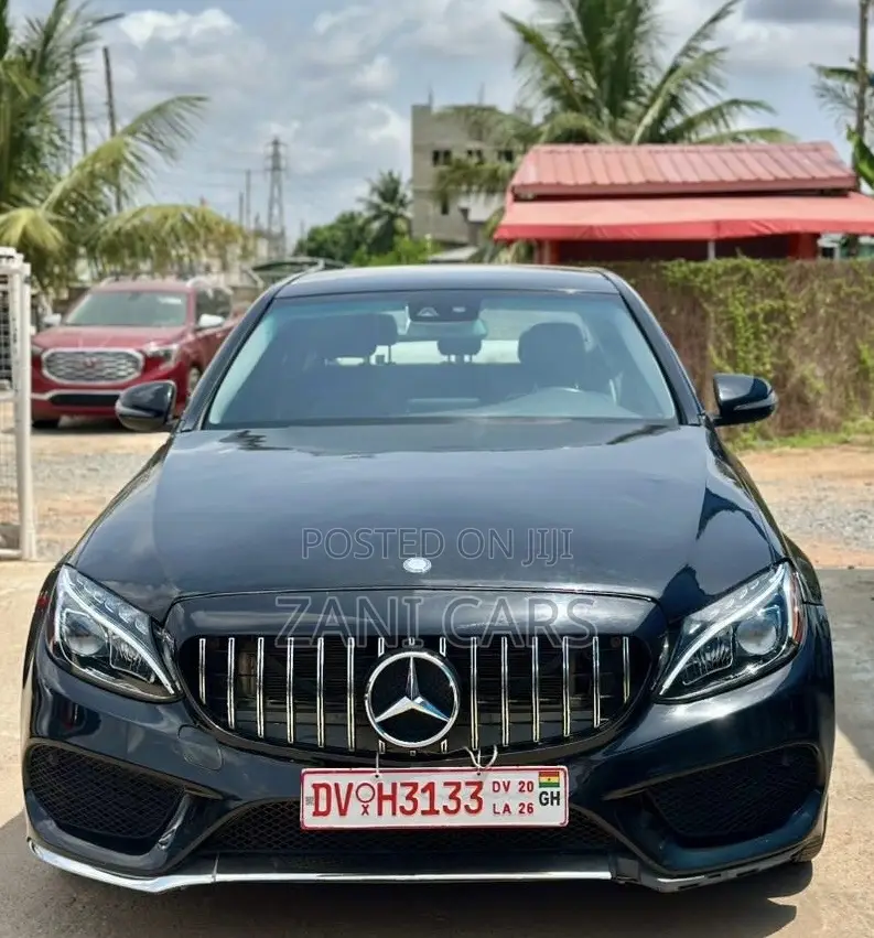 Mercedes-Benz C300 2017 Black