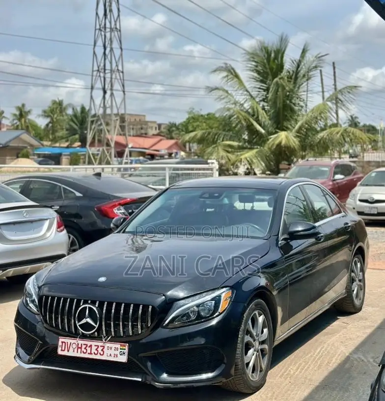 Mercedes-Benz C300 2017 Black