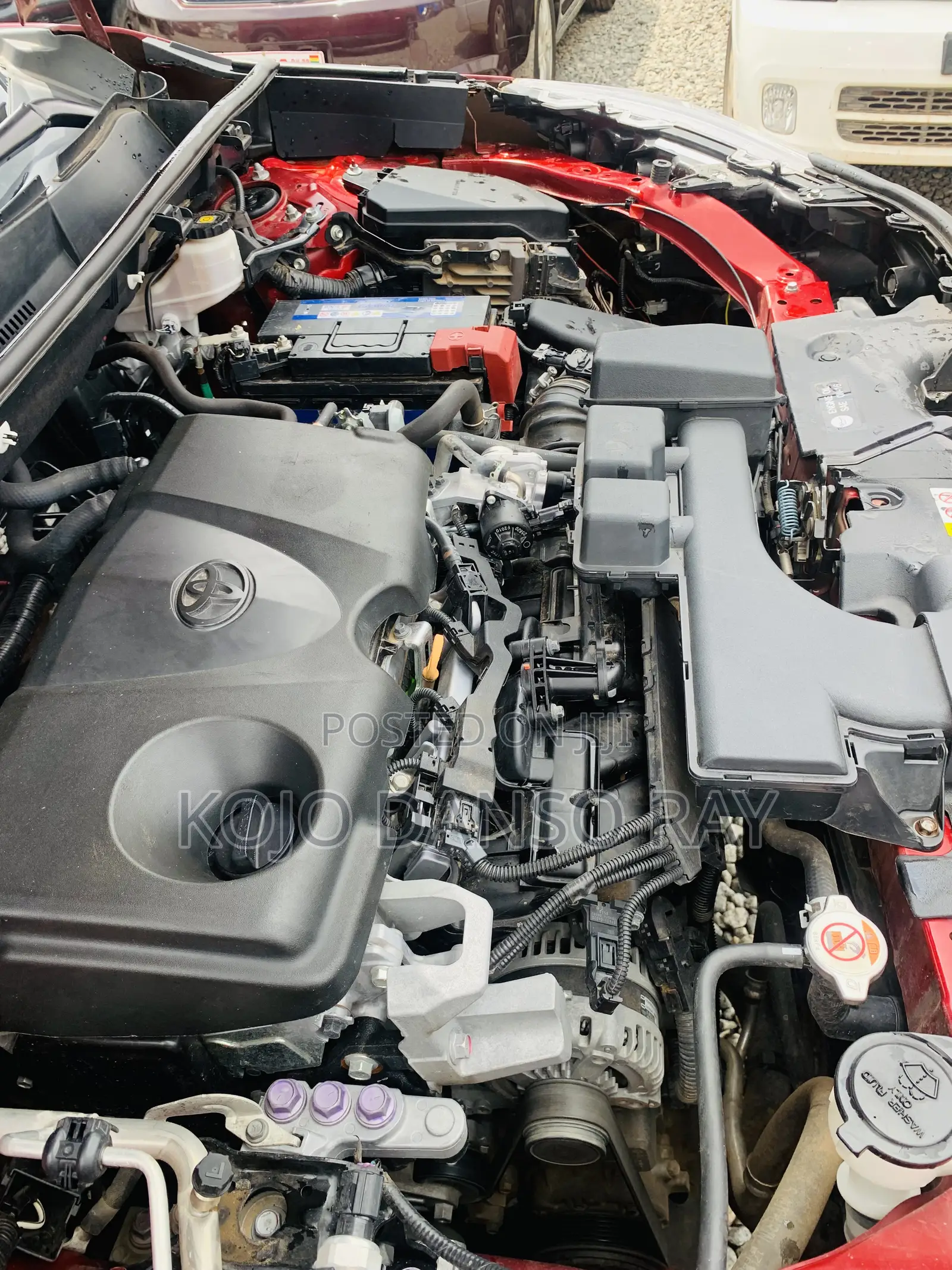 Toyota RAV4 XLE AWD 2023 Red