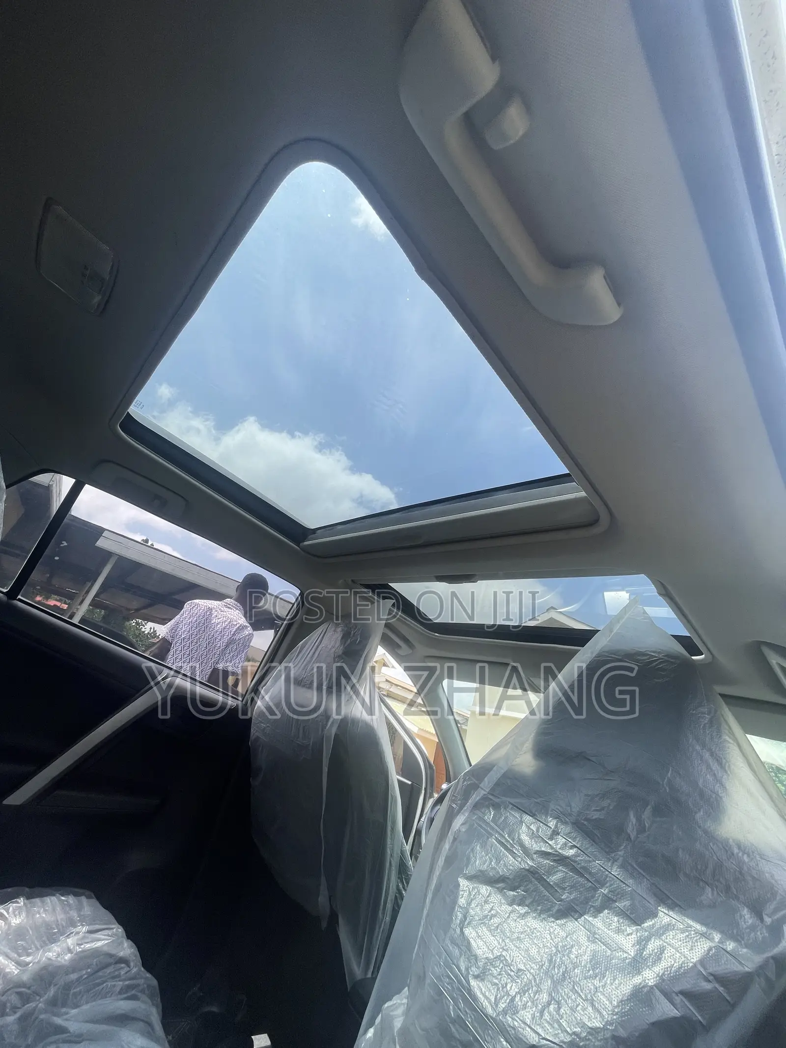 Toyota RAV4 2019 White