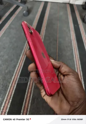 Apple iPhone 11 64 GB Red