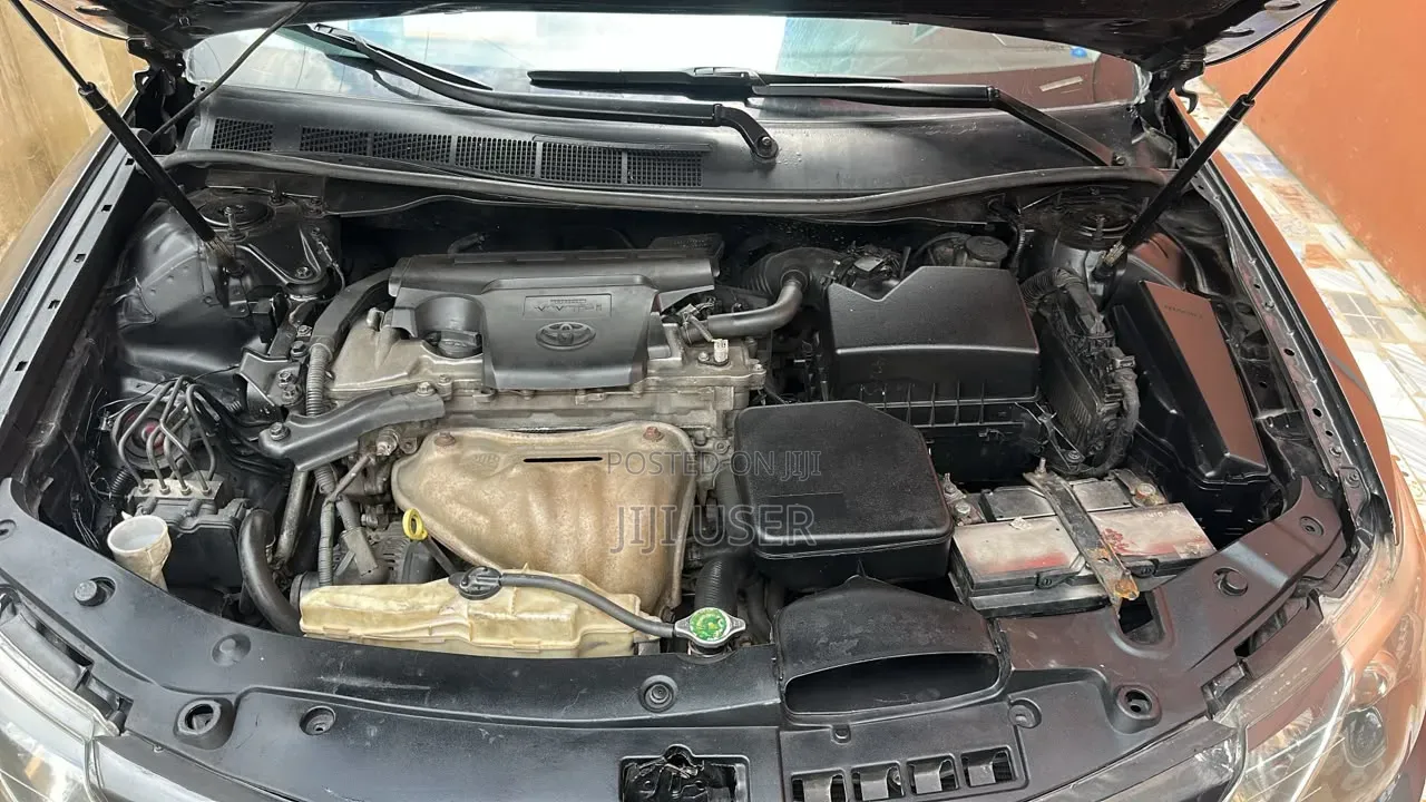 Toyota Camry 2014 Gray