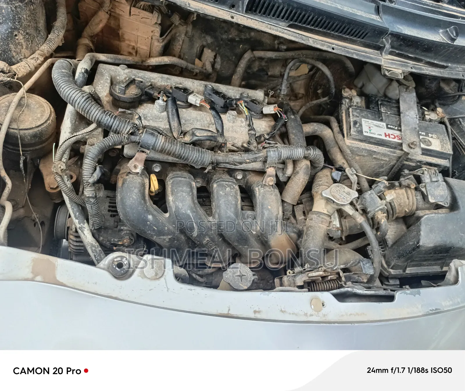 Toyota Vitz 2010 Silver