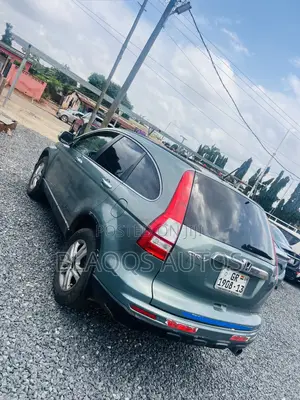 Honda CR-V 2011 Green