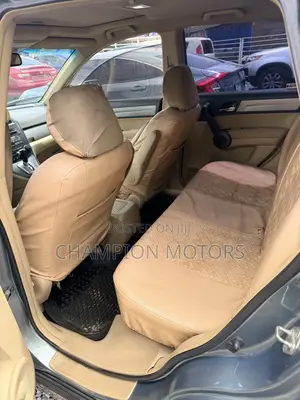 Honda CR-V 2011 Green