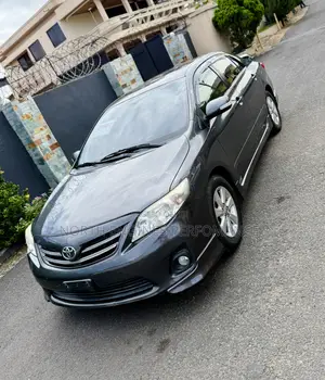 Toyota Corolla 2013 Gray