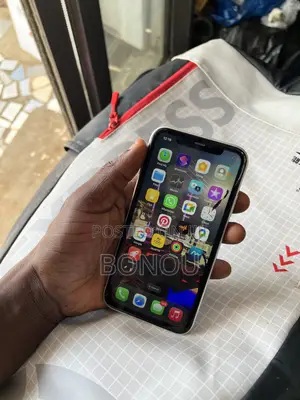 Apple iPhone 11 64 GB White