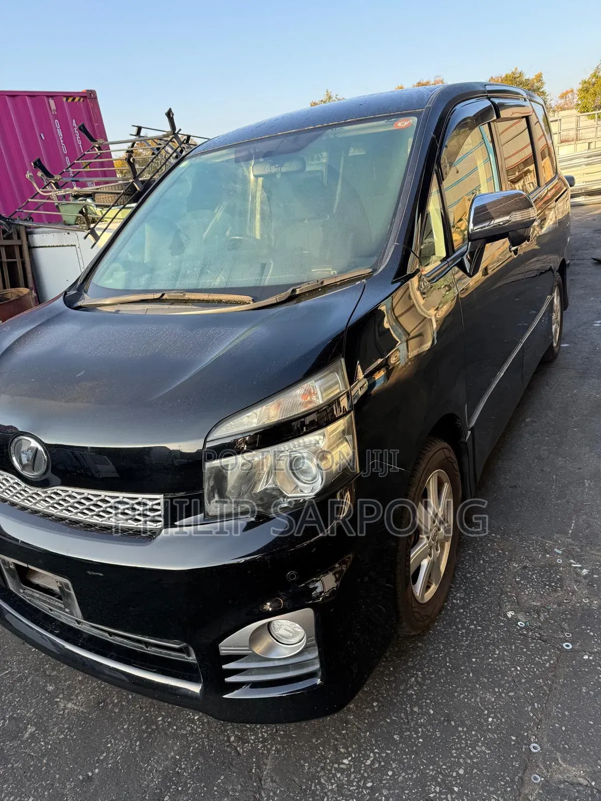 Toyota Voxy 2010 Black