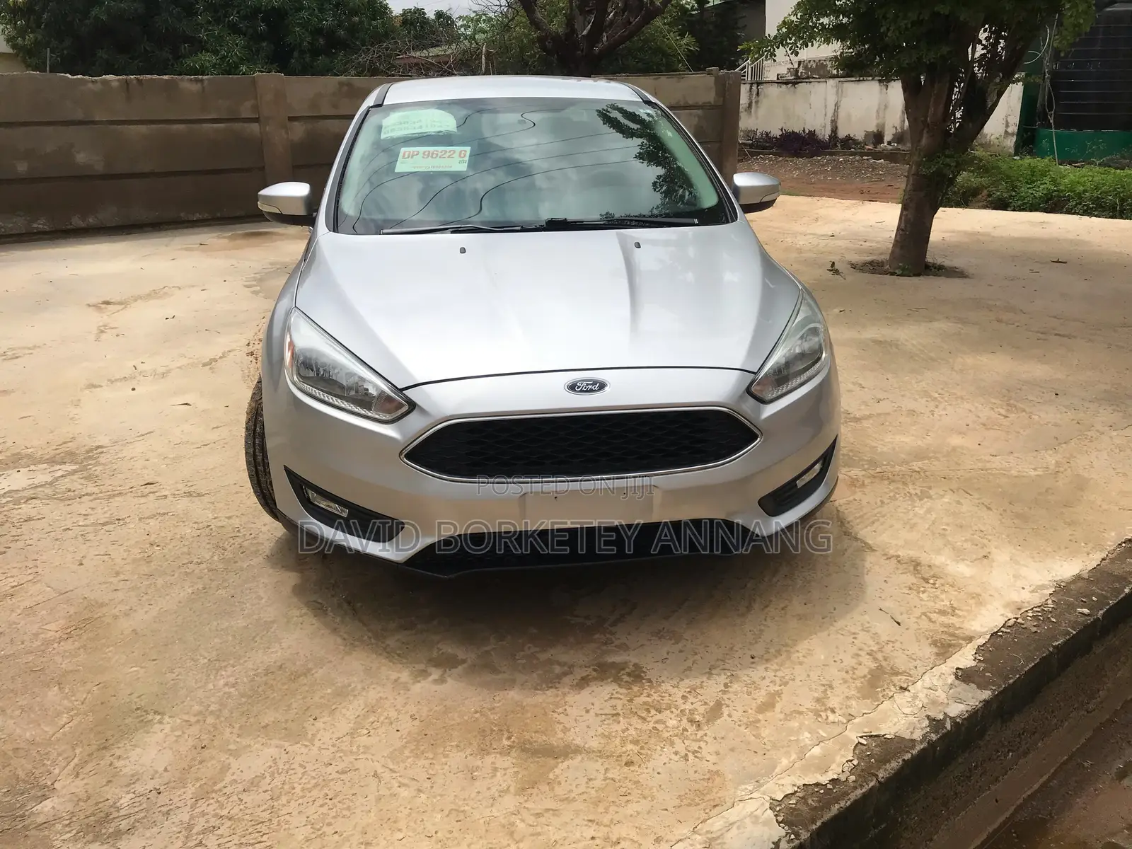 Ford Focus SEL Sedan FWD (2.0L 4cyl 6A) 2017 Gray