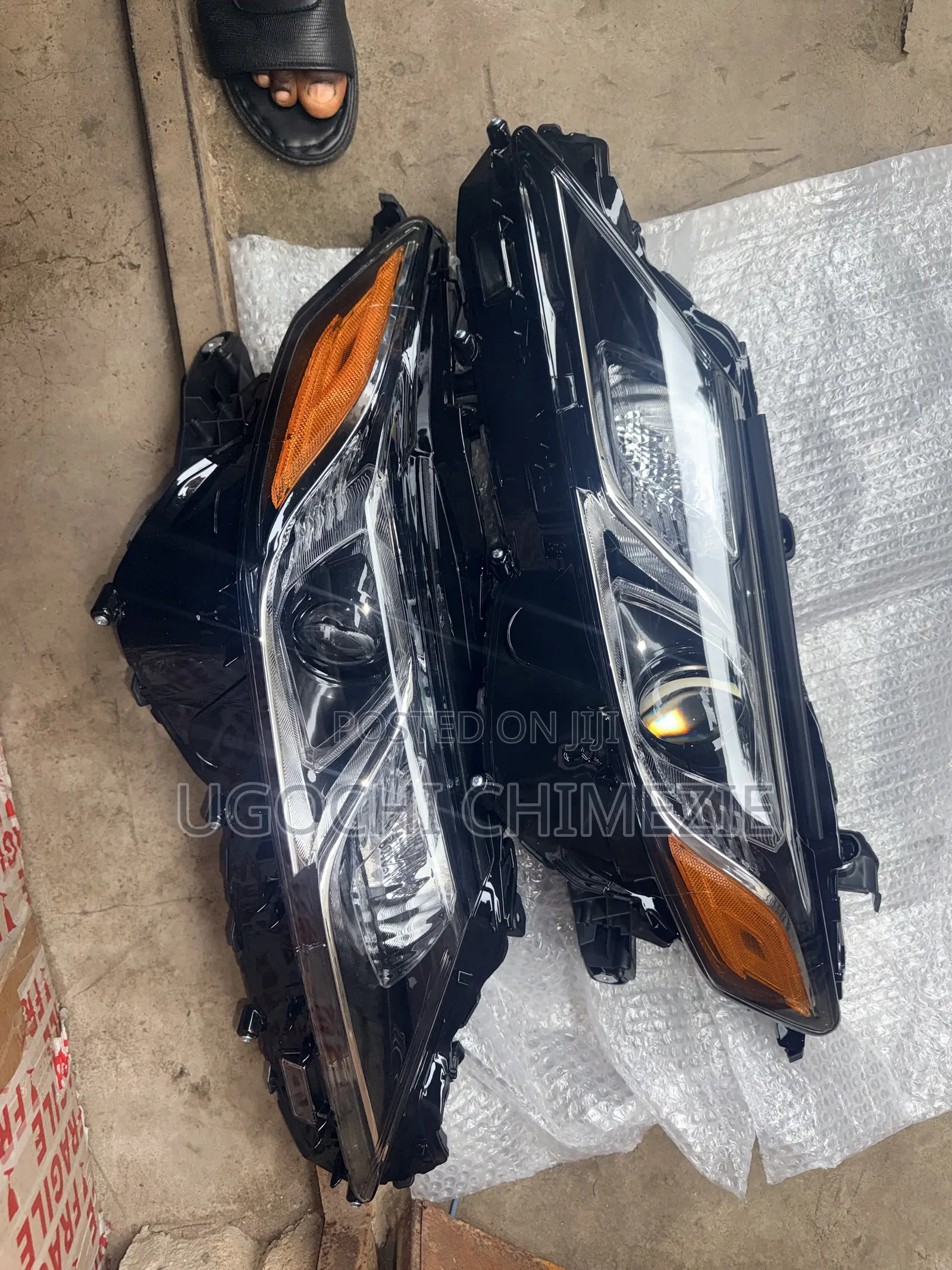Toyota Camry 2018/2019/2020/2021/2022/2023 Headlights Le