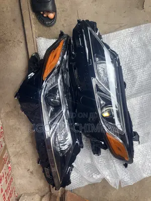 Toyota Camry 2018/2019/2020/2021/2022/2023 Headlights Le