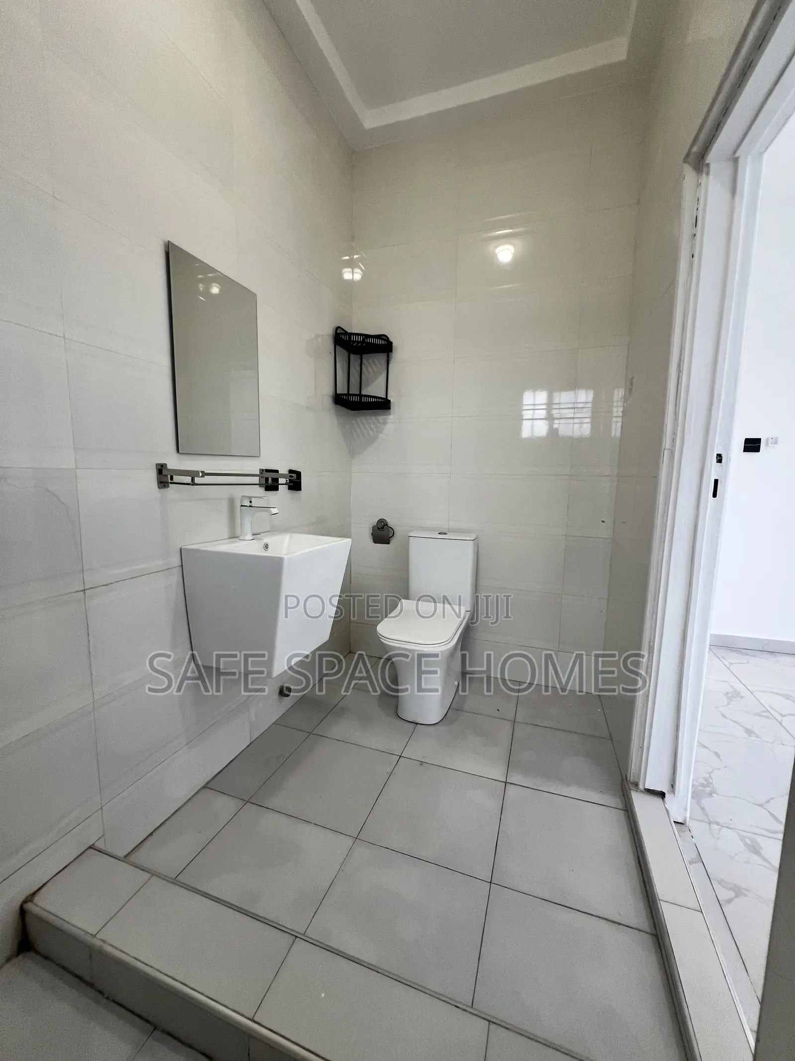 1bdrm Apartment in Burma Camp for rent