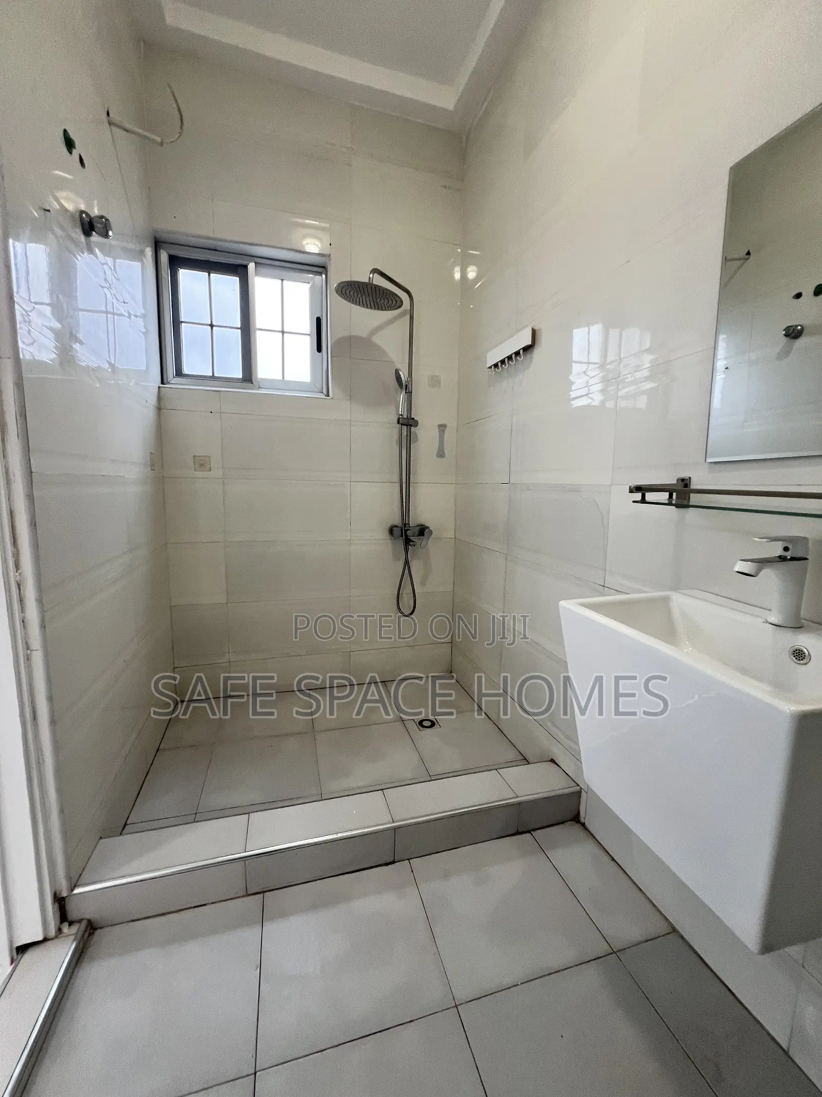 1bdrm Apartment in Burma Camp for rent