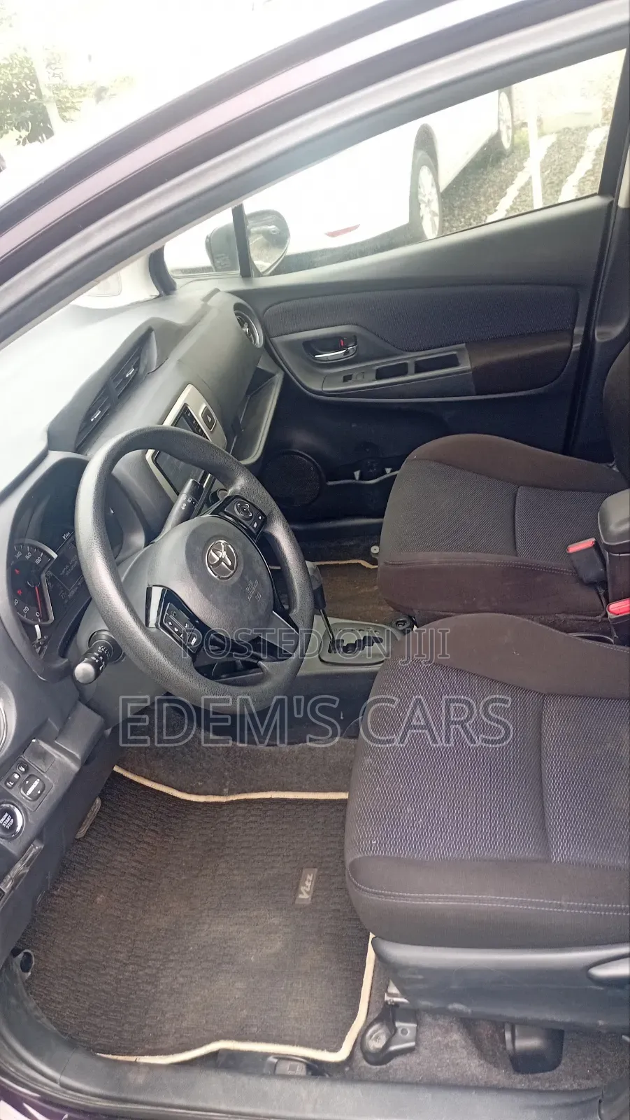 Toyota Vitz 2016 Purple