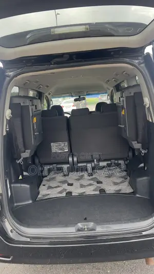 Toyota Voxy 2010 Black