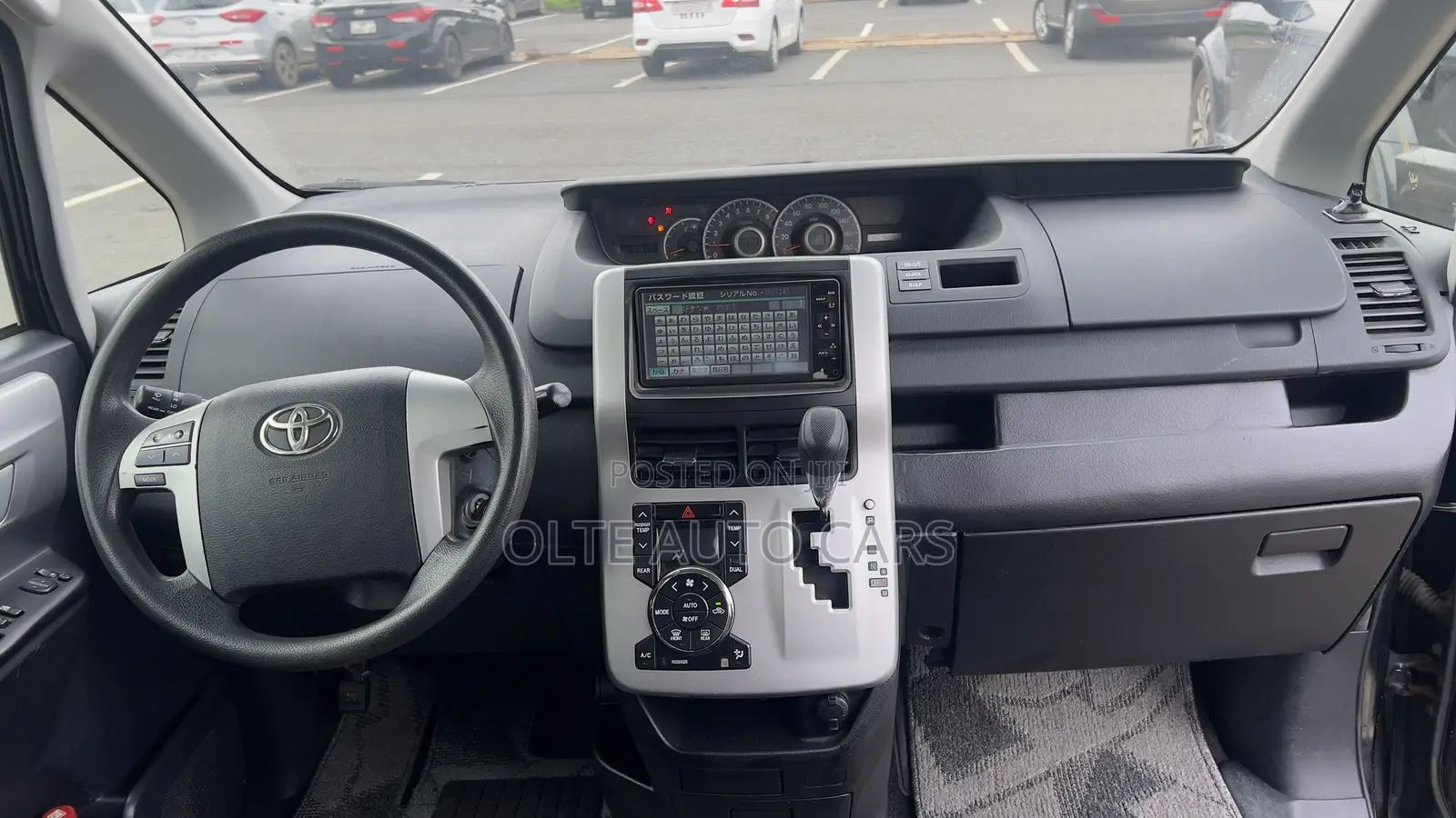 Toyota Voxy 2010 Black