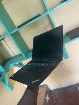Laptop Lenovo ThinkPad E495 8GB Intel Core i5 SSD 256GB