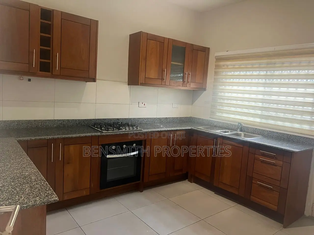 3bdrm House in Nthc, Adjiriganor for rent