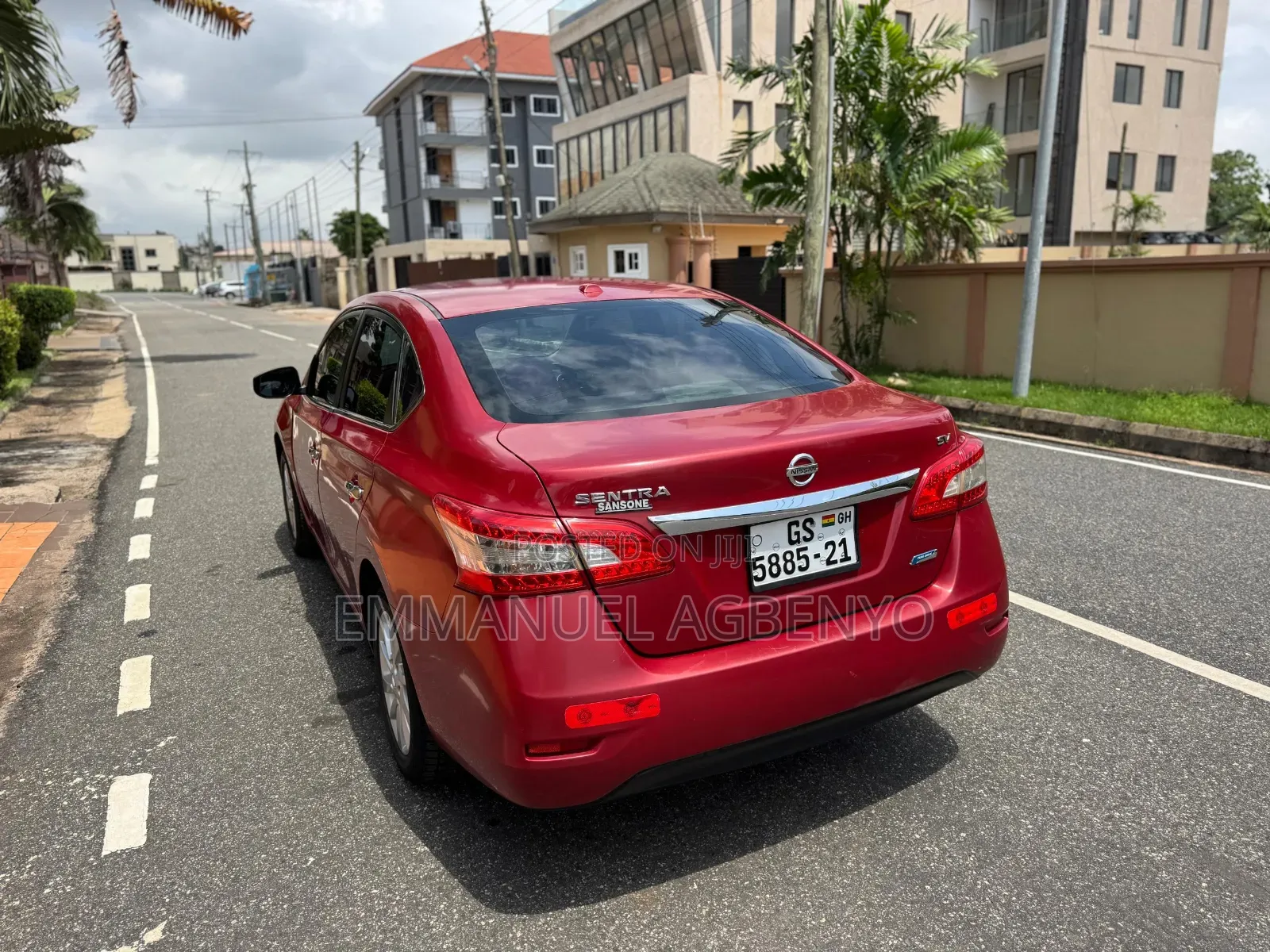 Nissan Sentra 2015 Red