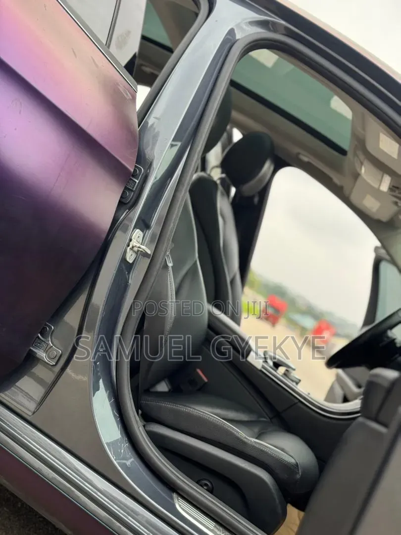 Mercedes-Benz C300 2016 Purple 