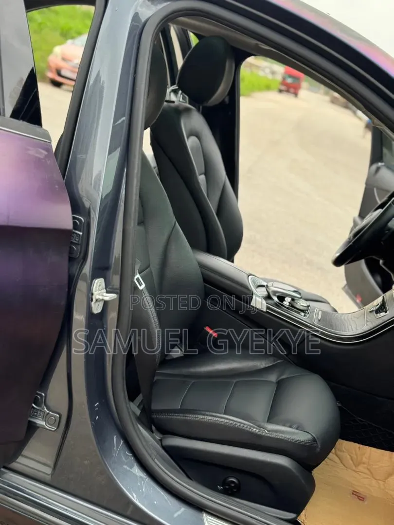 Mercedes-Benz C300 2016 Purple 