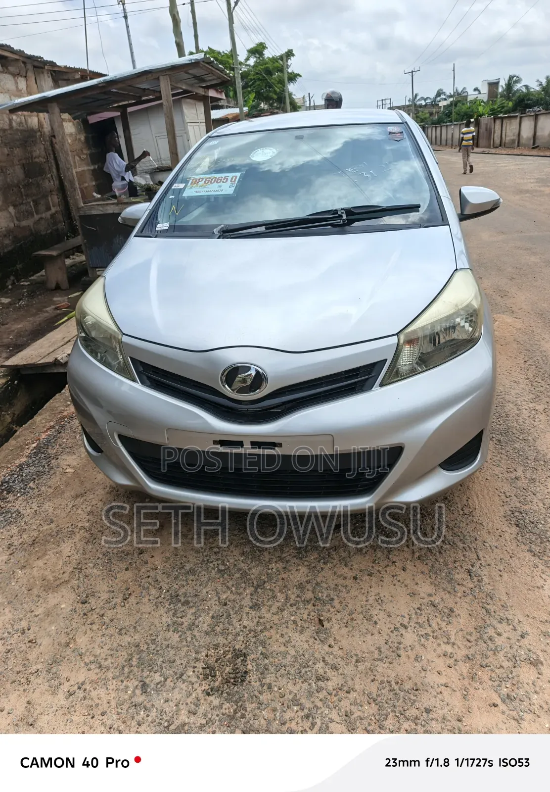 Toyota Vitz 2013 Silver
