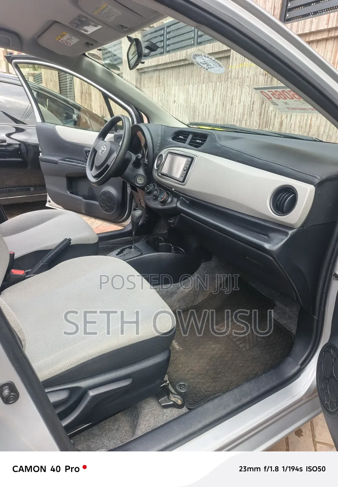Toyota Vitz 2013 Silver