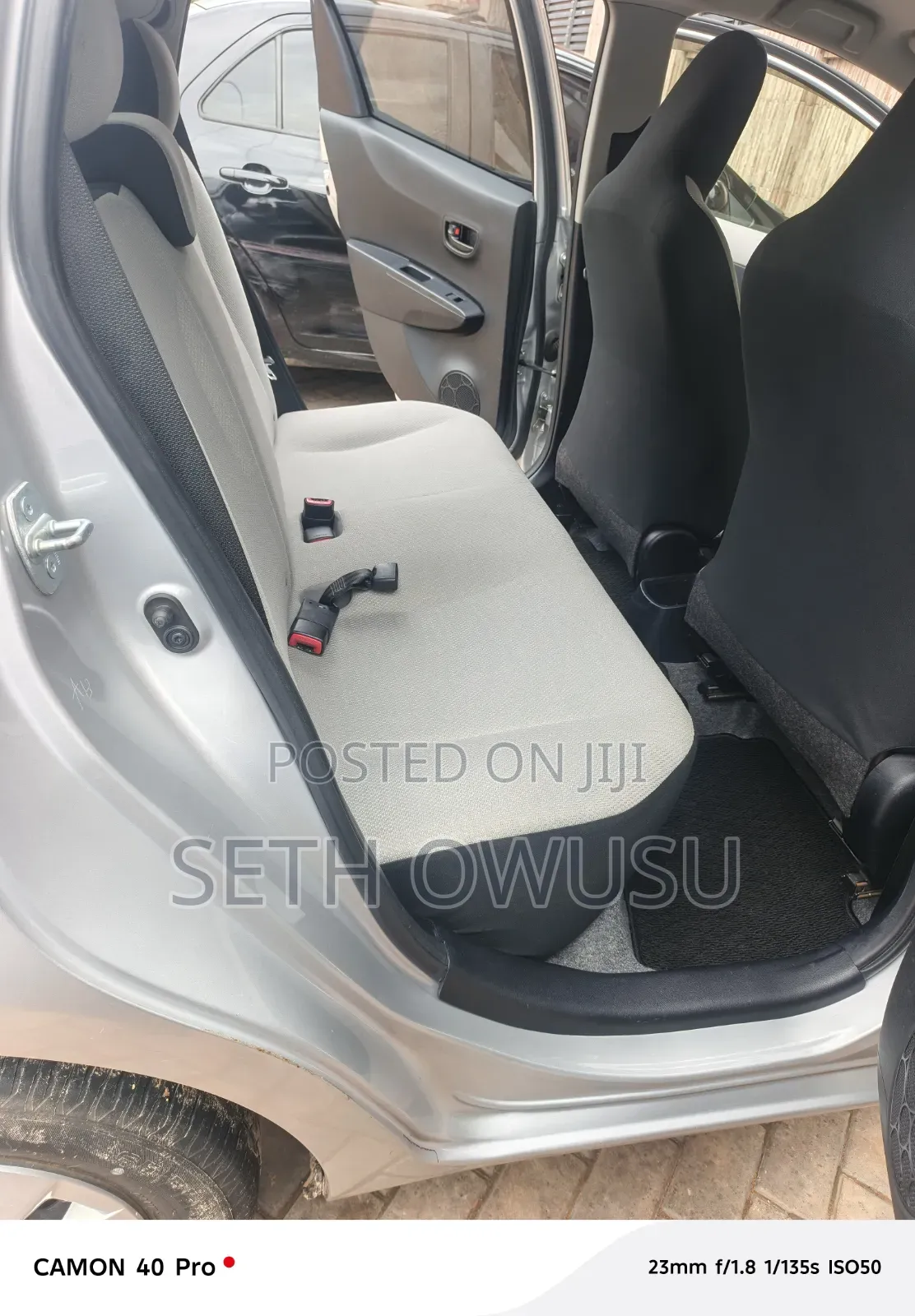 Toyota Vitz 2013 Silver