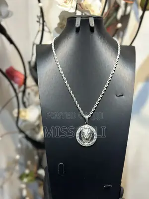 Regal Lion Pendant Necklace