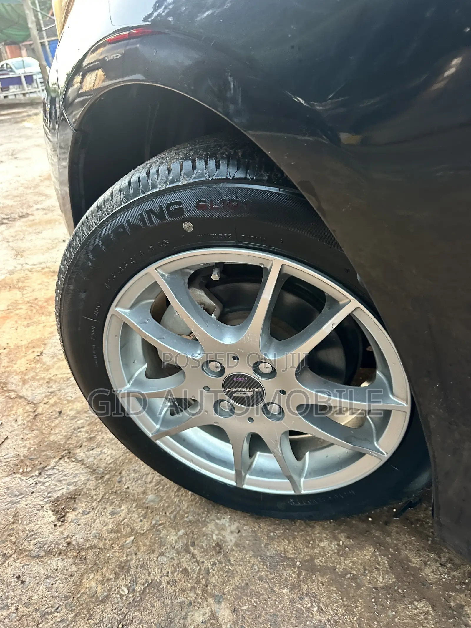 Toyota Vitz 2013 Black