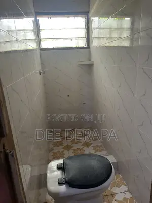 1bdrm Room & Parlour in West Hills Mall Area for rent