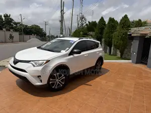 Toyota RAV4 2018 White