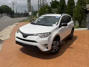Toyota RAV4 2018 White