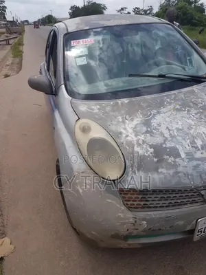 Nissan Micra 2004 Gray