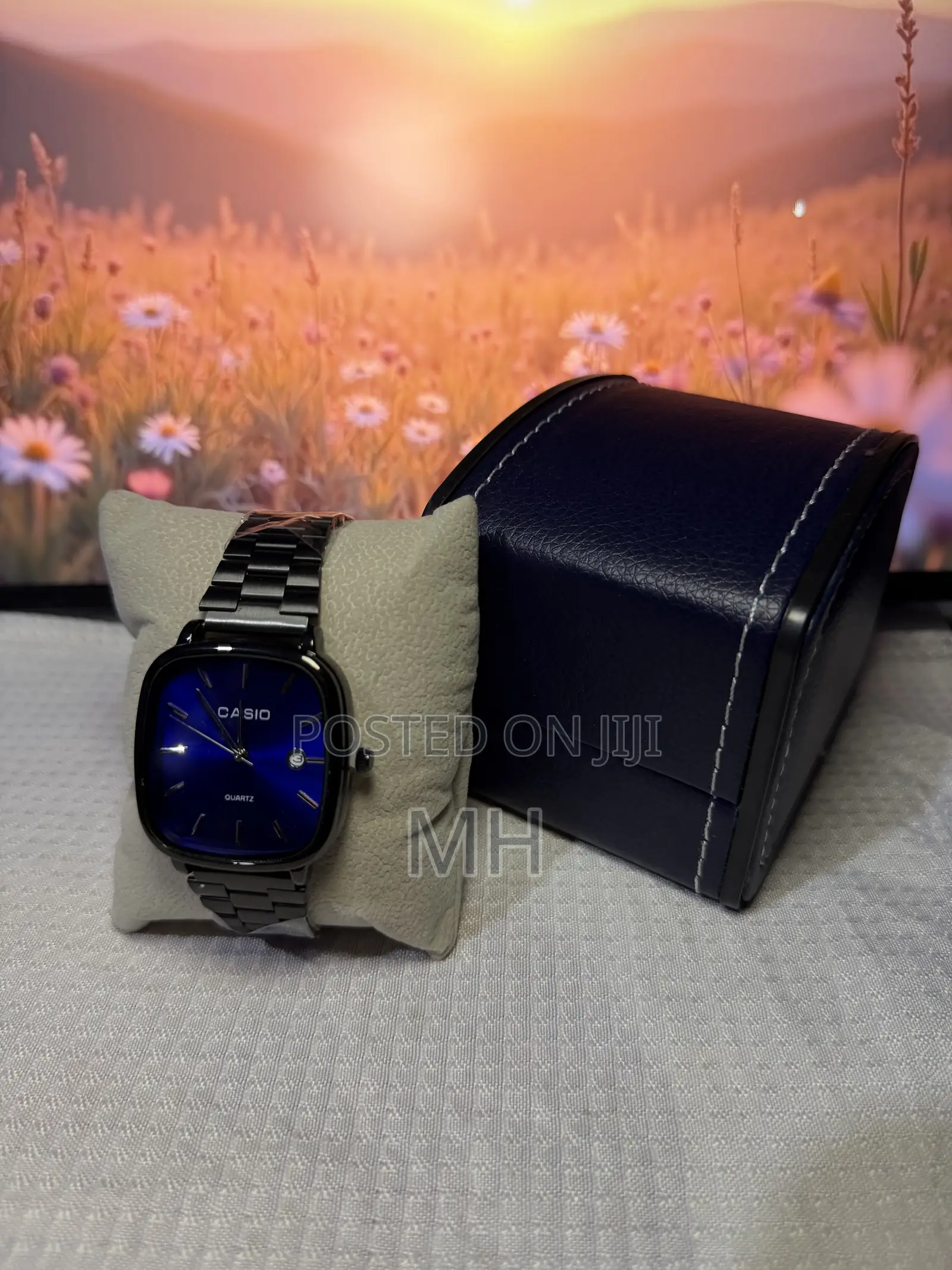 Luxury Wrist Watches Fashion Accessories for Men and Women