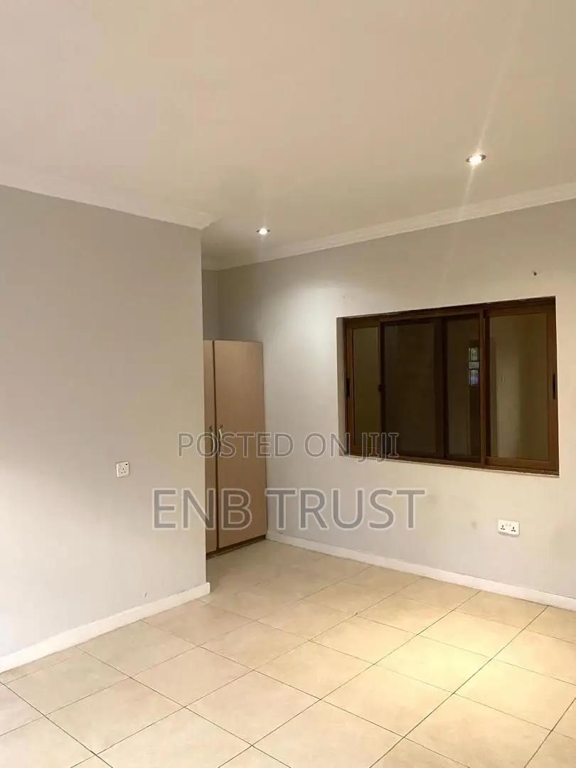 2bdrm House in Cfc Estate, The Mall for rent