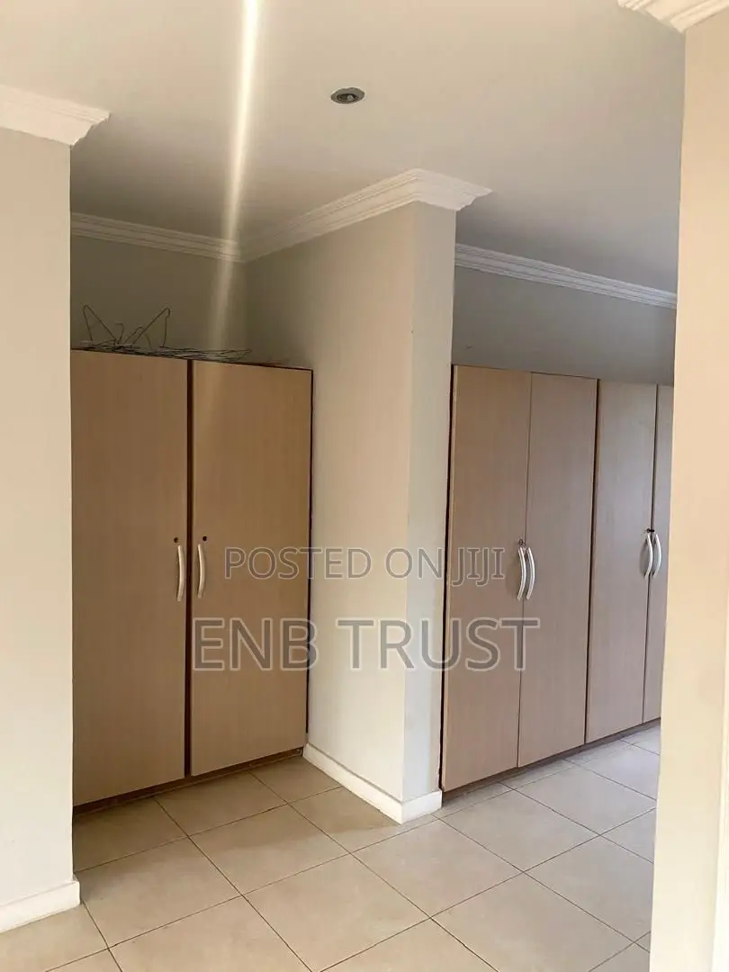 2bdrm House in Cfc Estate, The Mall for rent