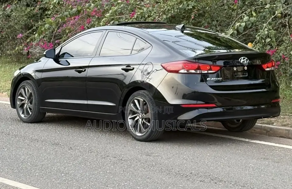 Hyundai Elantra 2017 Black