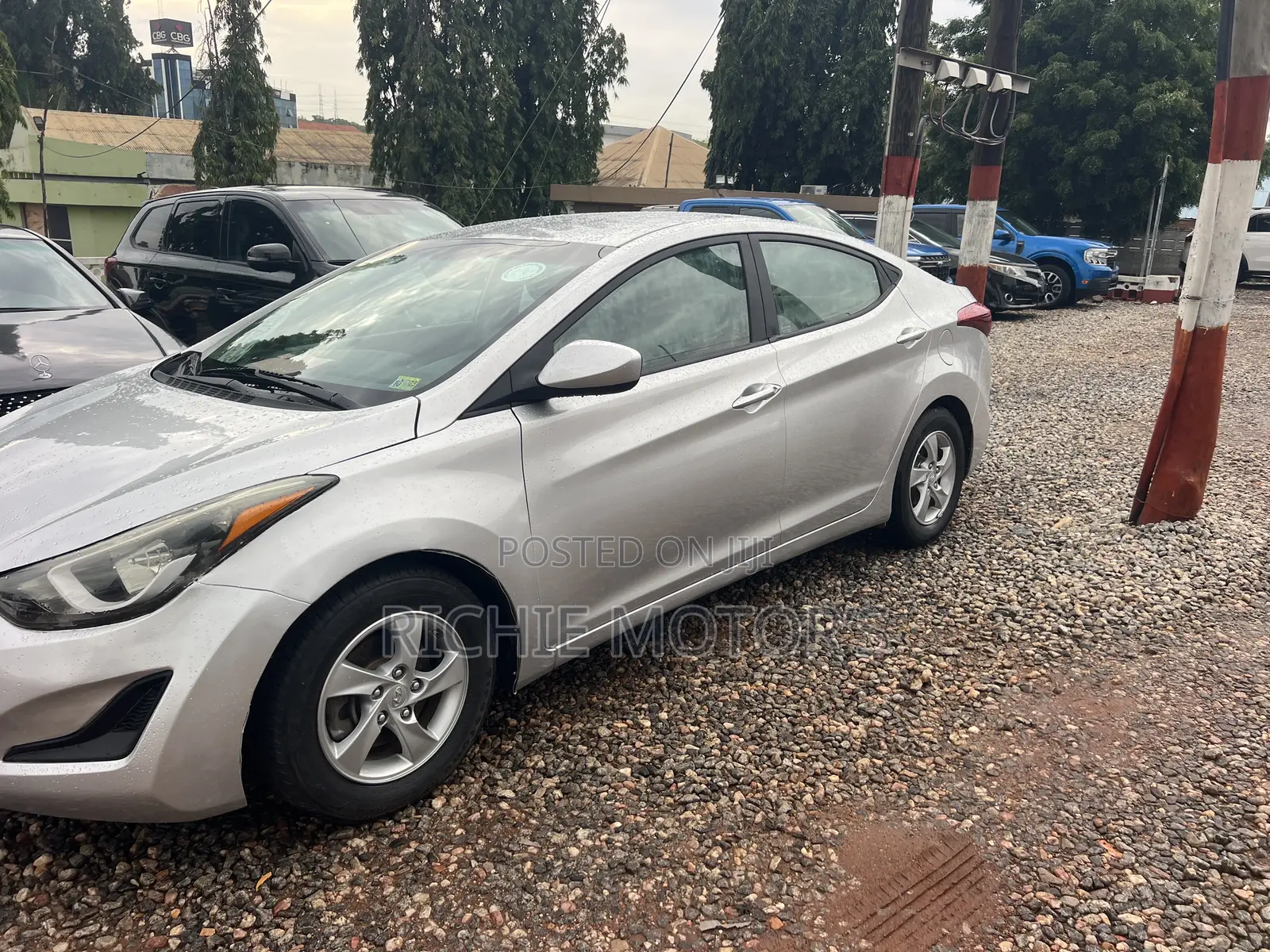 Hyundai Elantra SE 4dr Sedan (1.8L 4cyl 6M) 2015 Silver