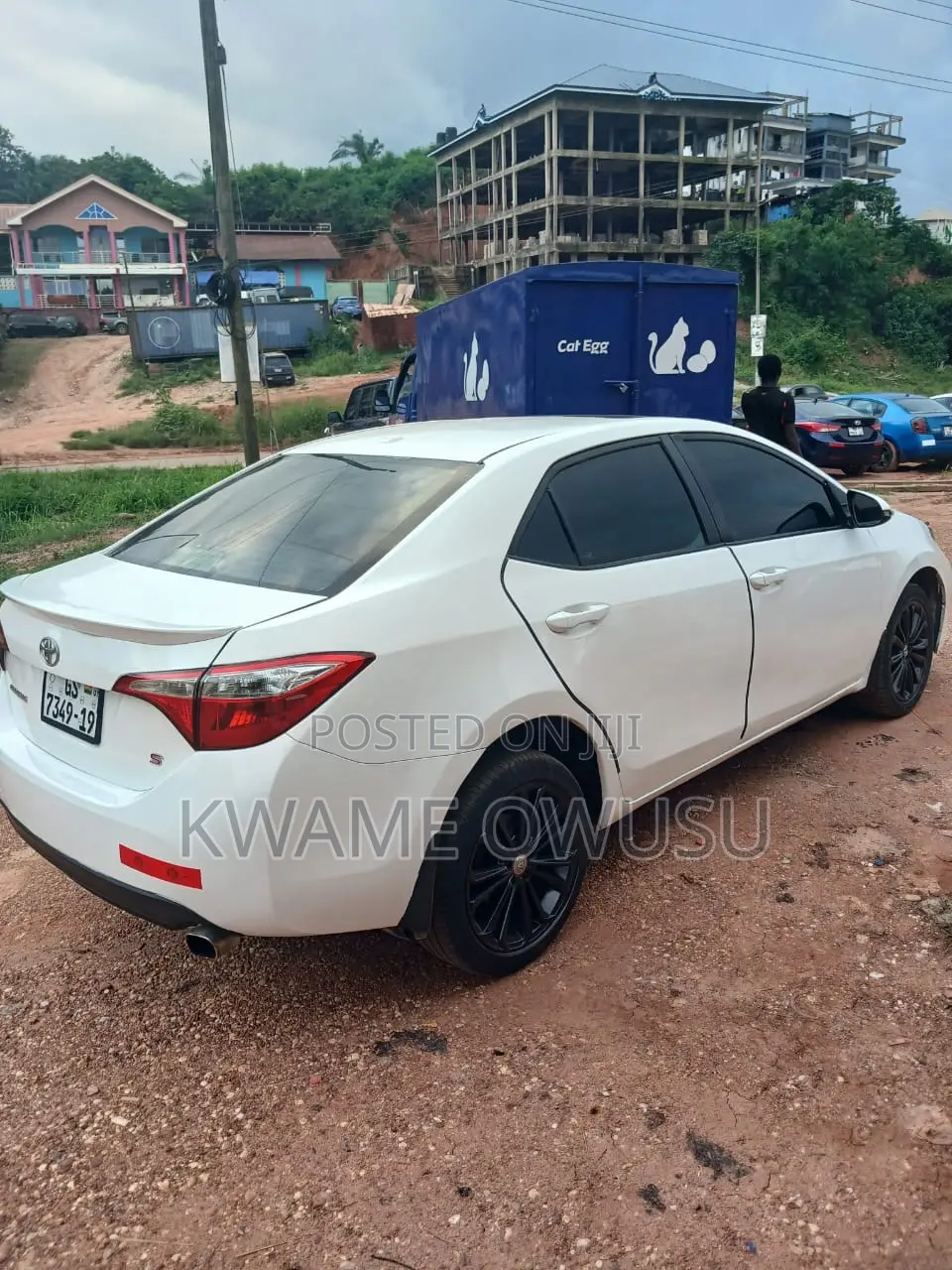 Toyota Corolla LE 4dr Sedan (1.8L 4cyl CVT) 2015 White