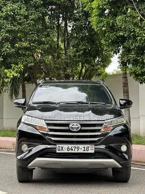 Toyota Rush 1.5 AWD 2018 Black